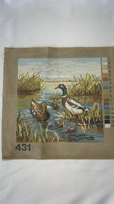 Bedruckter Wandteppich Leinwand Enten Entenküken Wildlife Szene 25 cm Nadelspitze ohne Marke