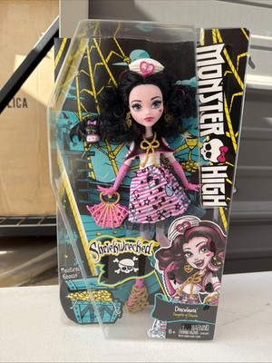 New in Box 2016 Monster High Shriekwrecked Nautical Ghouls Draculaura Doll