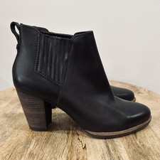 UGG Poppy Women's High Heel Leather Ankle Boots Black Size US Size 9 SN1008624