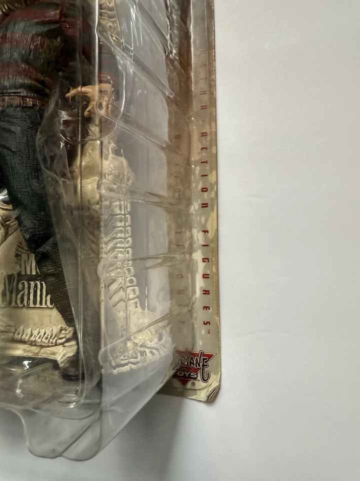 McFarlane Movie Maniacs Freddy ¡Pesadilla en Elm Street! La tarjeta tiene algo de desgaste Foto 3 de 3