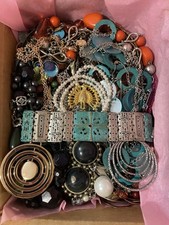 Lot 34 Vintage To Now Jewelry To Wear Sell Or Repurpose 4.4 Lbs