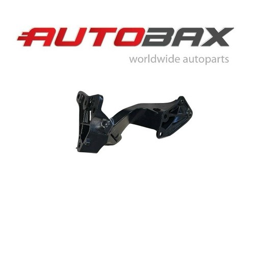 McLaren 570S 2016-2021 Front Left Door hinge Photo - $550