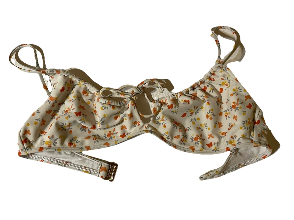 Top de natación de bikini Hollister floral y mariposa con aros XS Top S inferior descarado Foto 4 de 4