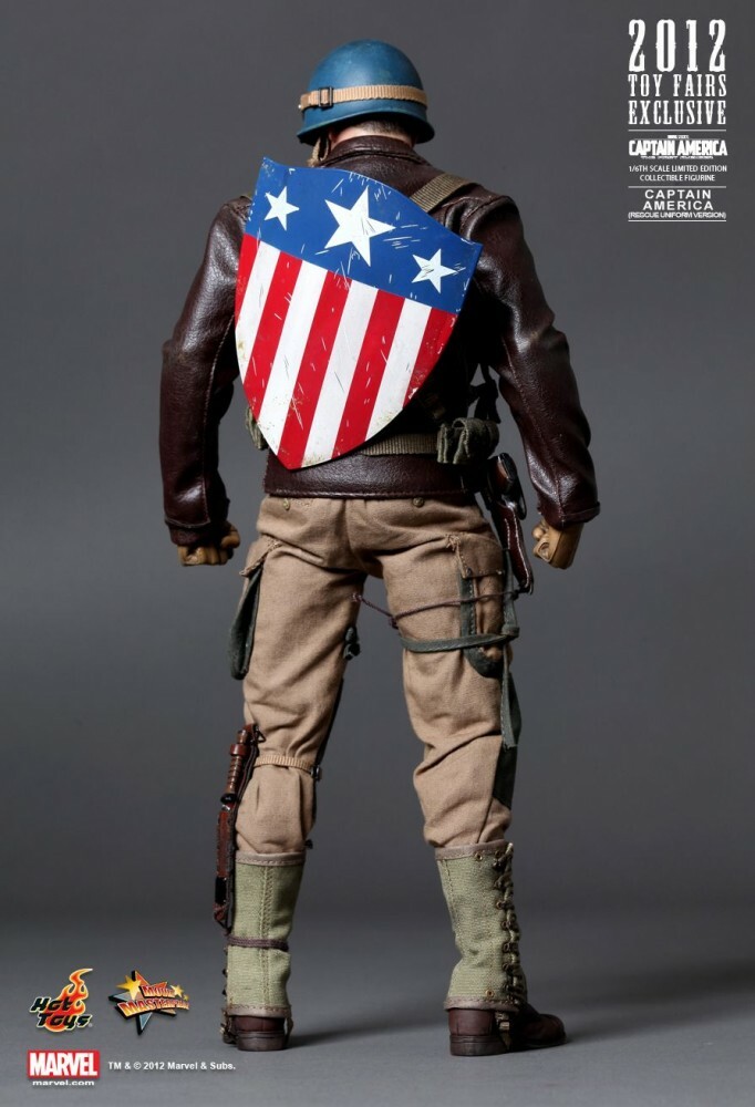 HOT TOYS MMS180 CAPTAIN AMERICA RESCUE UNIFORM VERSION 2012 TOY
