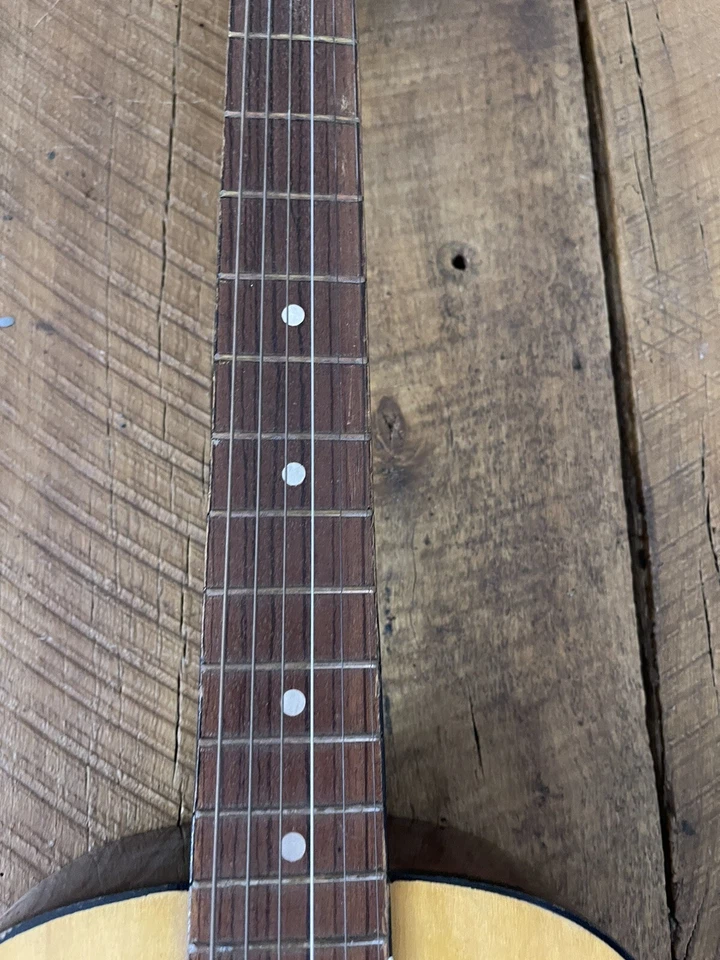 Vintage Korean Lindell Acoustic 6 String Parlor Guitar Natural CLEAN 1970s 60s - Image 4 of 4