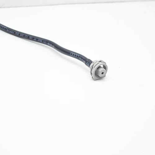 Audi A4 Avant B9 Motor Überlauf Kühlmittel Entlüftungsleitung 8W0121081DA - Bild 8 von 13