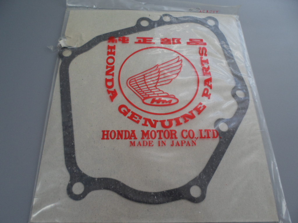 NOS Honda EB2200 EG2200 EM1800 EM2200 Crankcase Gasket 11381-ZE1
