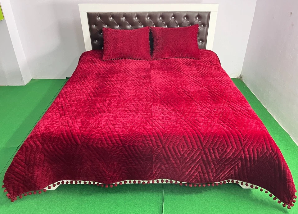 Velvet Deep Red Warm Comforter Handmade, Lightweight, Solid Print Quilt Set - Image 3 of 4