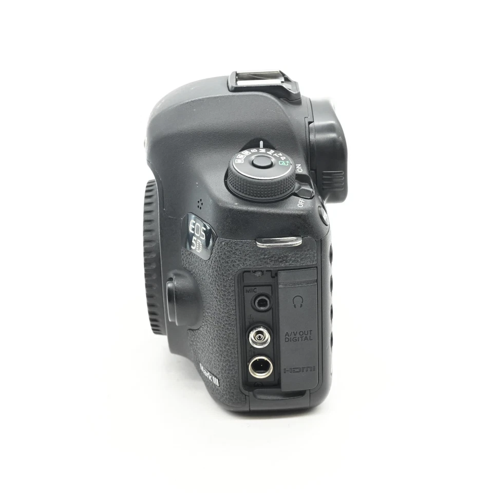 Canon EOS 5D Mark III 22.3MP Digital SLR Camera Body #516 - Image 4 of 4