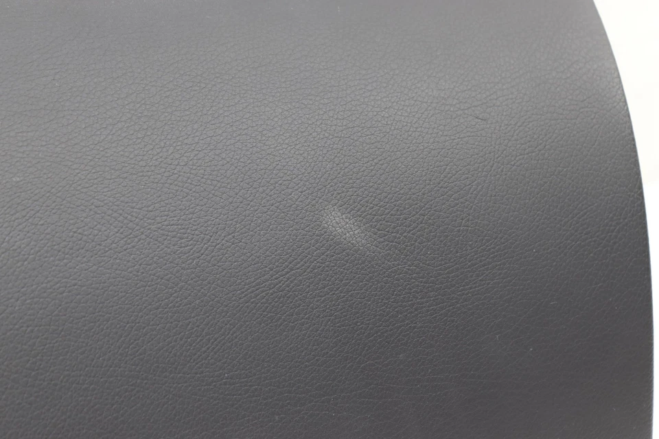 Mercedes-Benz C43 AMG 2017-2021 - Guantera/Compartimiento 2056800810 Foto 2 de 4