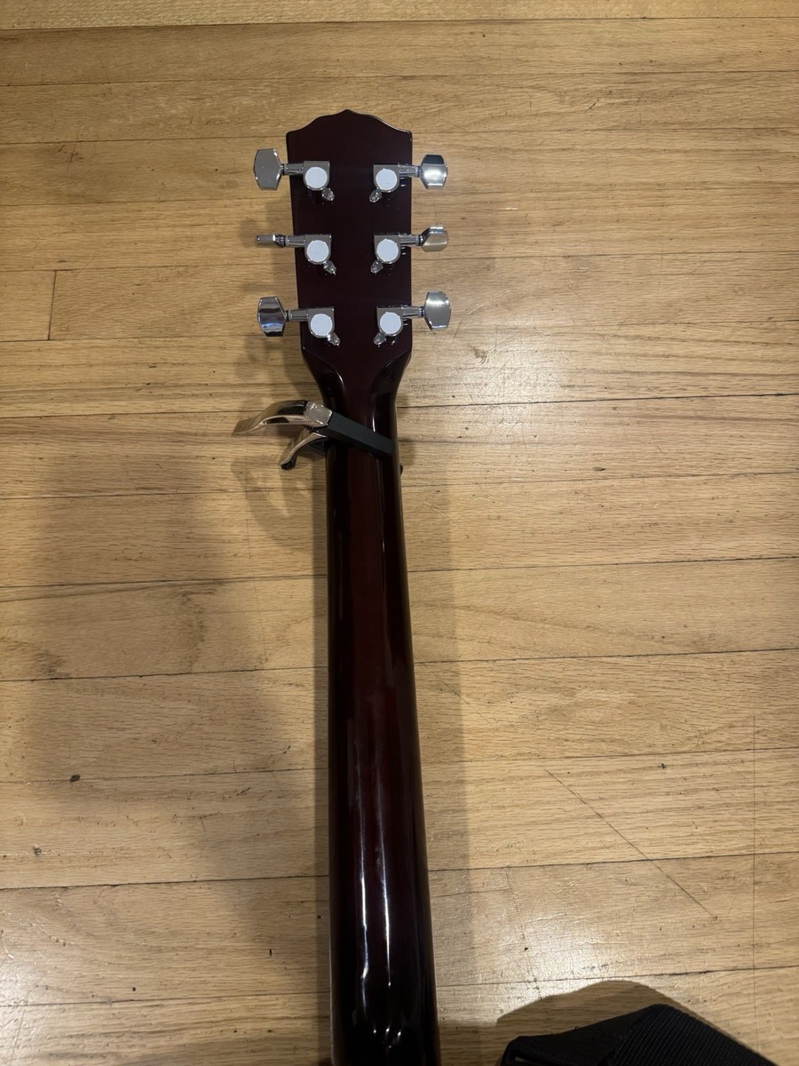 Fender FA-100 Dreadnought Acoustic Guitar Six Strings + Guitar