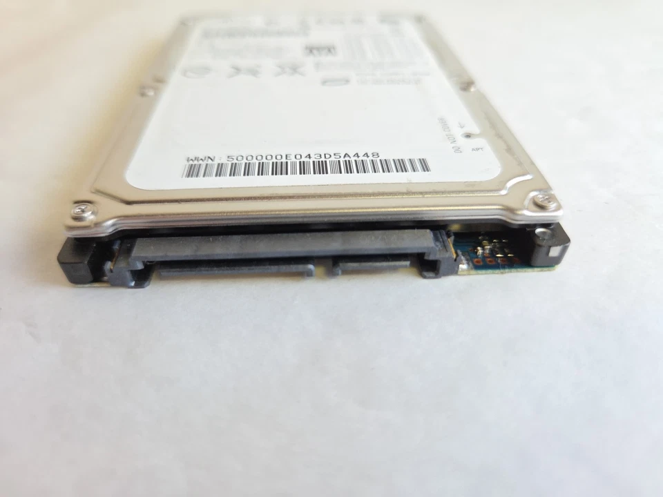 Fujitsu MHZ2320BJ G1 320GB CA07096-B359000L SATA 2.5 42T1117 Hard Drive - Image 2 of 3