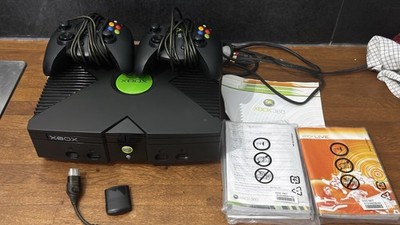 Microsoft Xbox Konsole Schwarz 8GB inkl. zubehörpaket