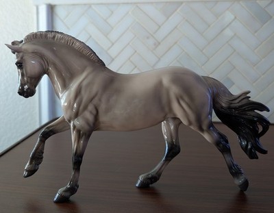 Breyer Premier Club 2021 Astrid Glossy Grey Dun Norwegian Fjord
