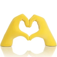 Yellow Heart Hand Sculpture, Heart Hand Statue Home Decor Aesthetics, Suitabl 