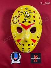 CJ C.J. Graham signed Jason Voorhees hockey mask Friday the 13th Beckett horror