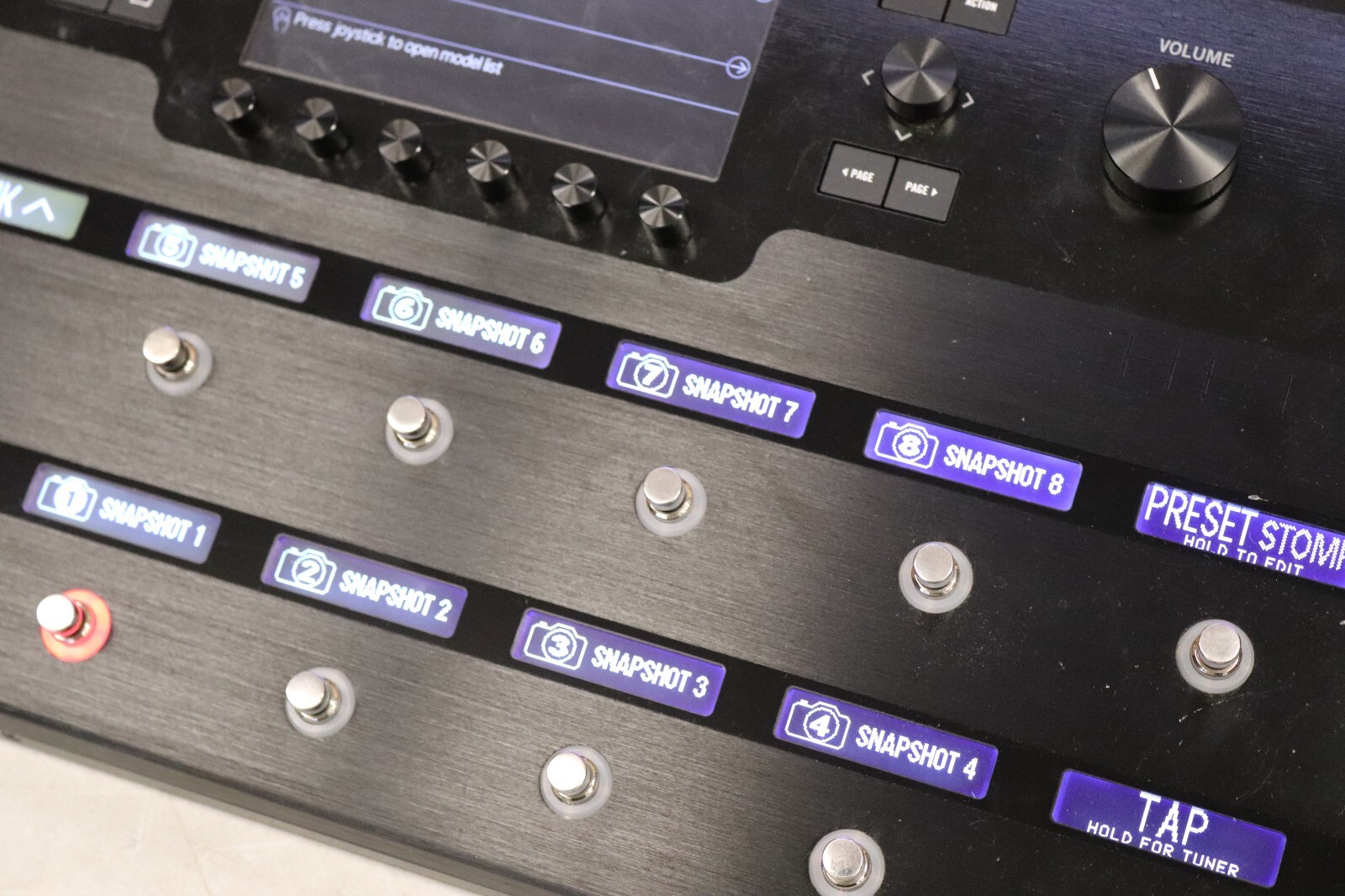 Line 6 Helix LT Multi Effects Guitar Processor Studio or Live