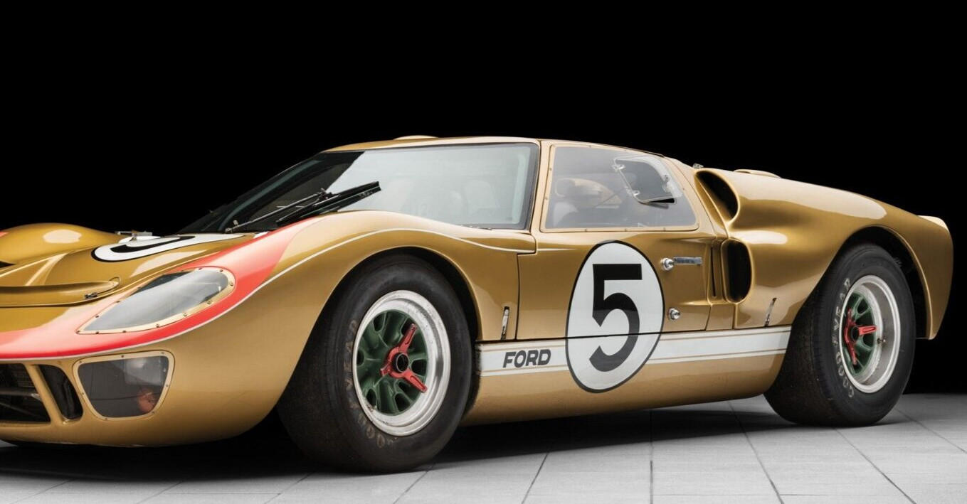 Ford GT40 Race Car Le Mans Racing w/V8 Engine/Custom Metal Body 1:18 SCALE MODEL