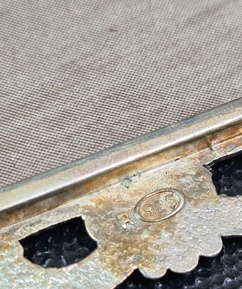 mini portafoto antico metallo argento 1000 cm interno cm 6 x 4,5 - Immagine 2 di 2