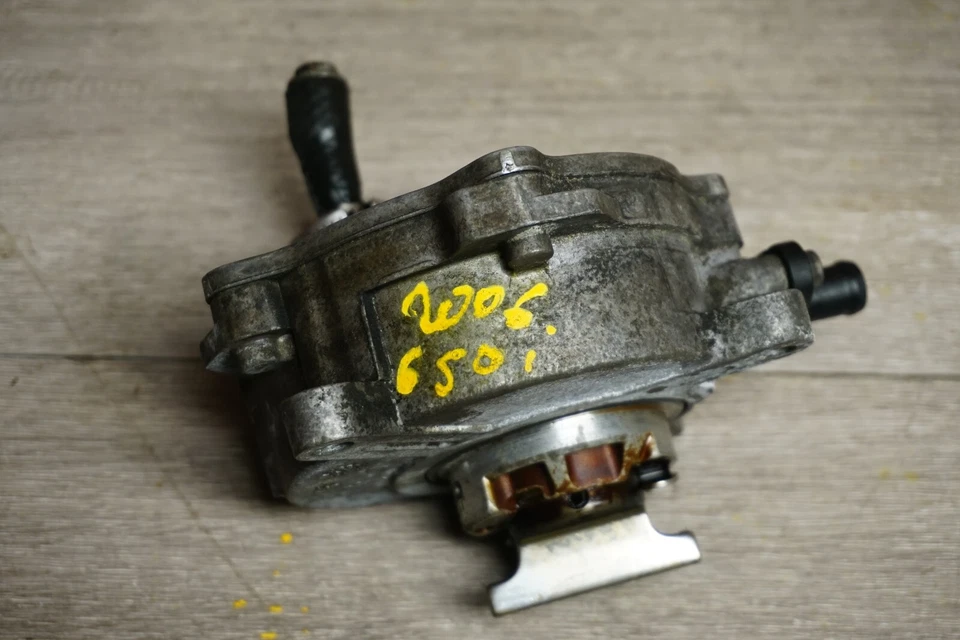 BMW 650I E63 2006-2010 4,8 L V8 gasolina motor delantero freno bomba de vacío 127 k OEM Foto 2 de 4