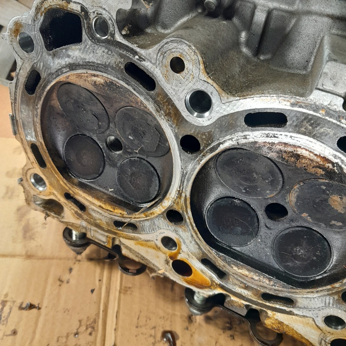 03-05 Nissan 350Z VQ35DE CYLINDER HEAD R-8J1 Passenger Side G35