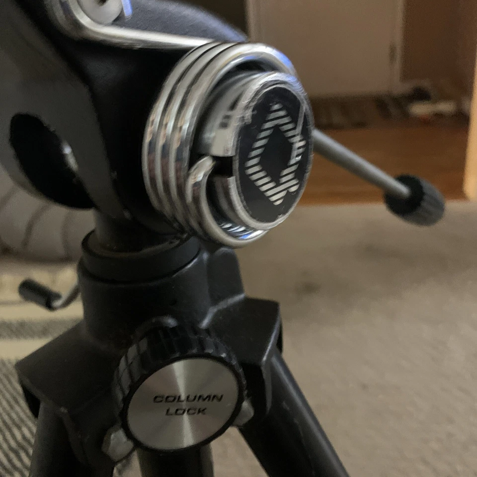 Vintage QuickSet Tripod , Pan Lock , Column Lock . Husky? - Image 2 of 4