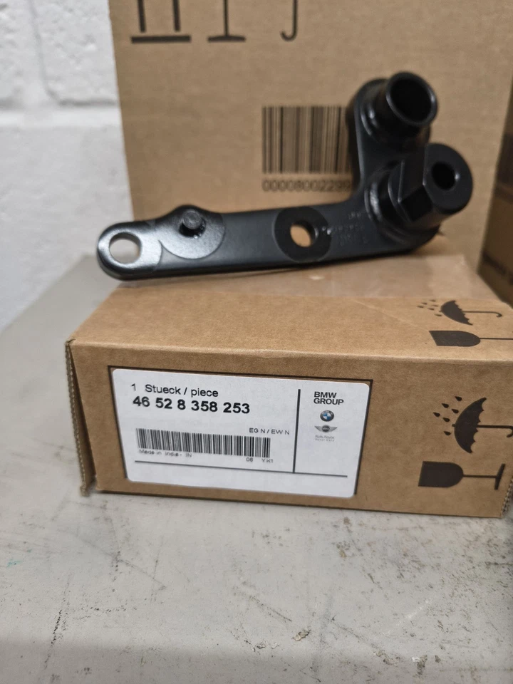 BMW F850GS F850GSA Centre Main Stand Mounting Kit 77251540027 F750GS F900GS 17 - Image 2 of 4