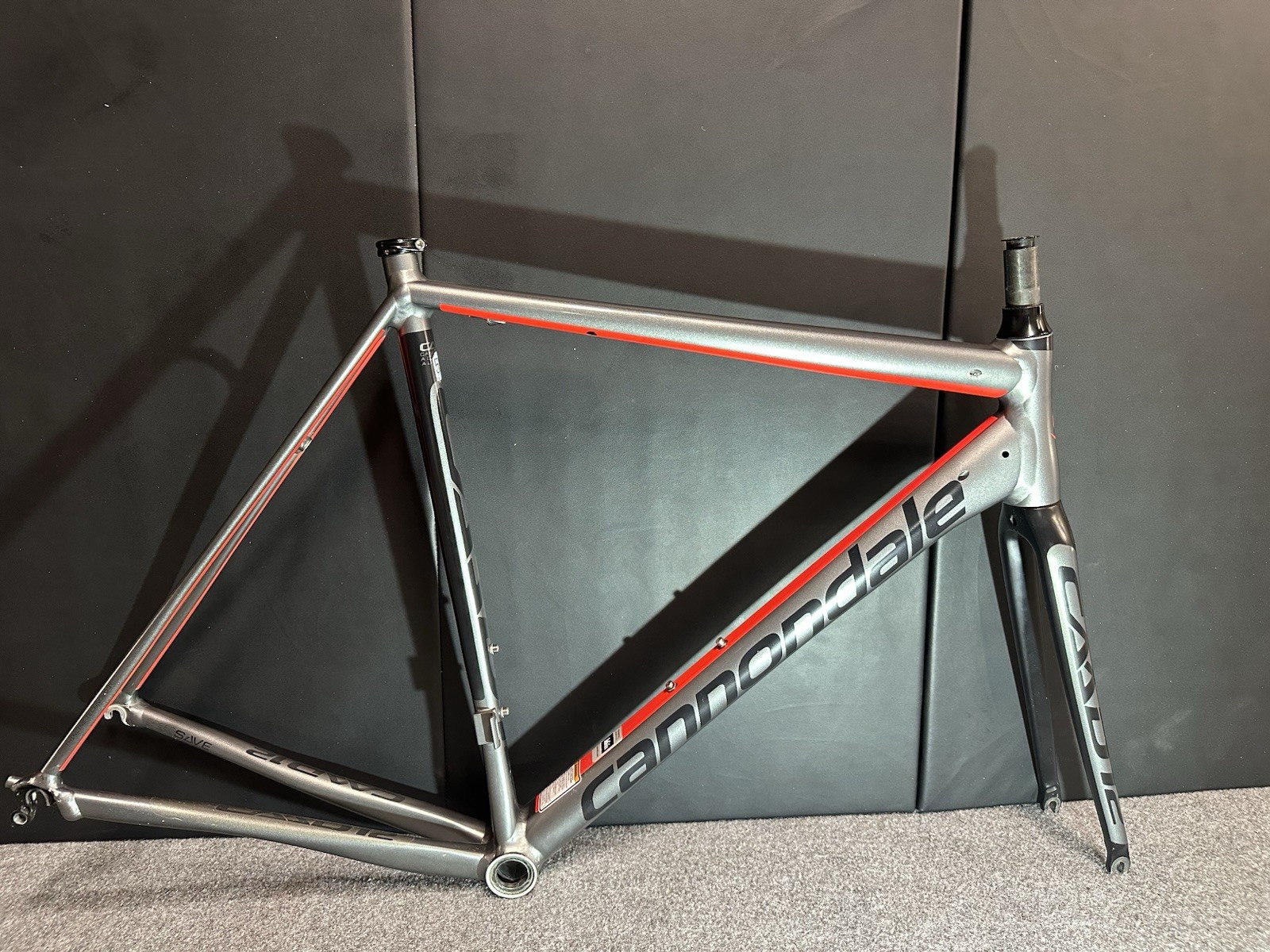Cannondale CAAD 12 Frameset 56cm 700c Rim Brake Carbon Fork Road Bike Frameset