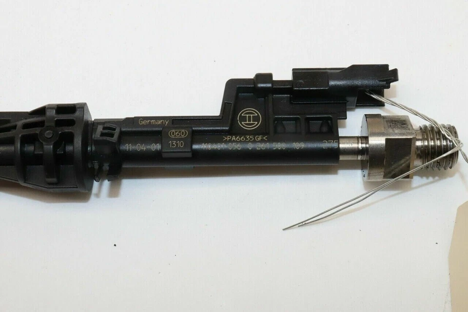 BMW 135i 328i 335i 535i 640i 740i X1 X3 X5 X6 Fuel Injector 13647597870 OEM Used Foto 2 de 4