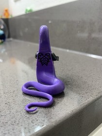 LEGO Pythor Chumsworth Minifigure 9449 Rise of the Snakes- CRACKED TORSO