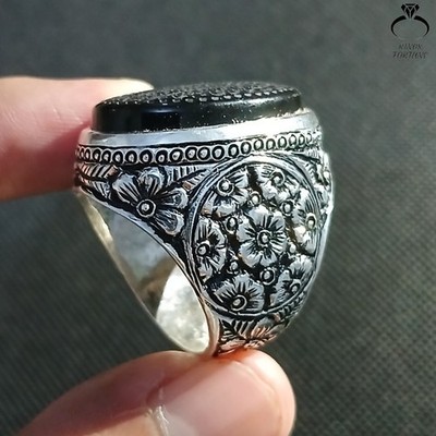 Elegant Black Yemeni Aqeeq Rare Agate Ring Ayat ul Kursi Engraved Stone Jewelry