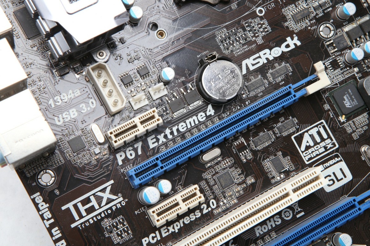 Asrock P67 Extreme4 ASRock P67 EXTREME4 GEN3 LGA 1155 ATX Intel