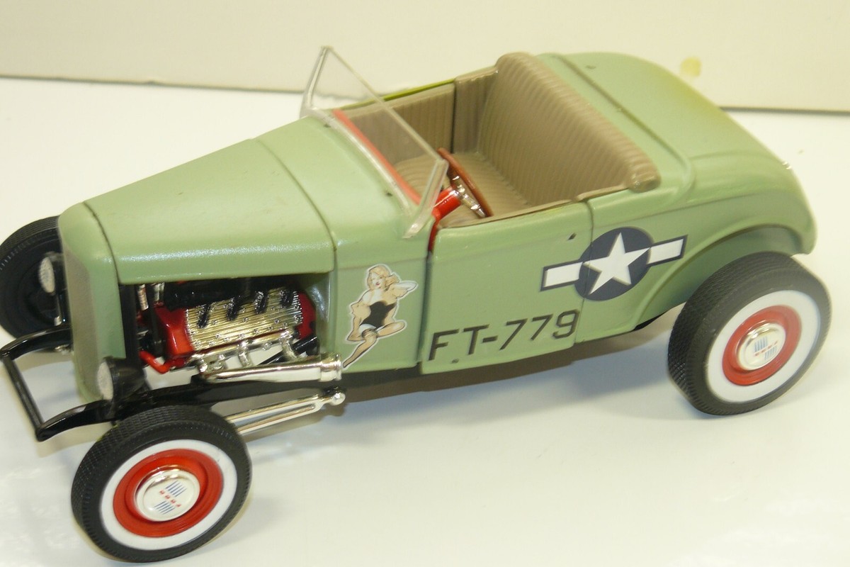 Solido 8144 1/18 – Ford Roadster Cabriolet Beige – Occasion Comme Neuve (boîte Abîmée)