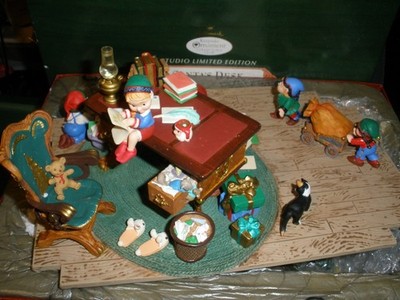 2001 Hallmark Studio Edition Santa's Desk Limited Edition Keepsake Club in Box
