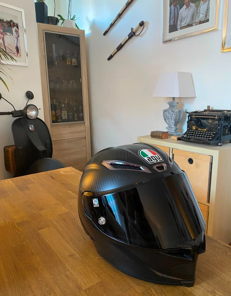 casque moto agv pista noir carbone taille M - Photo 2/4