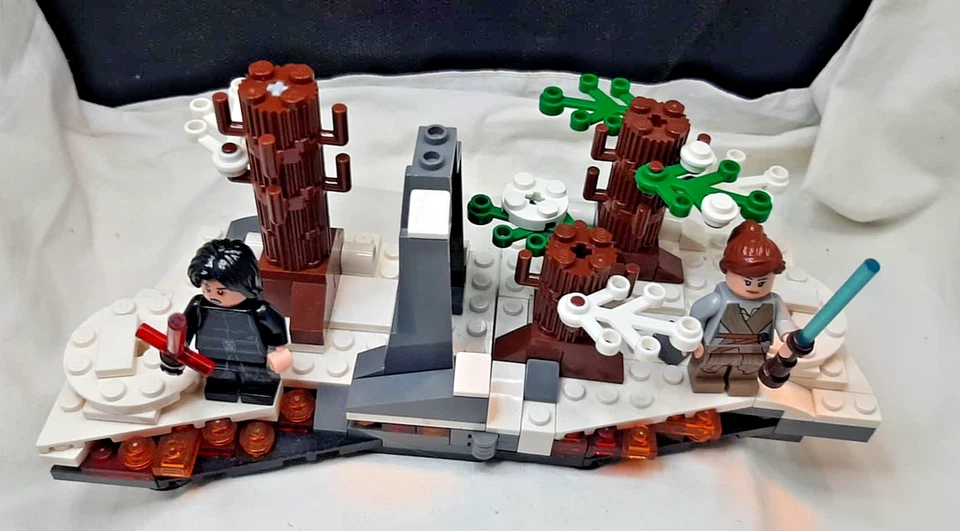 LEGO Star Wars 75236 Duel on Starkiller Base, photo 2 sur 5