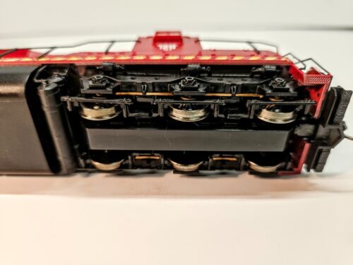 DMIR Duluth, Missabe & Iron Range SD-9 Diesel Loco w/DCC, Proto 2000, HO scale - Picture 12 of 16
