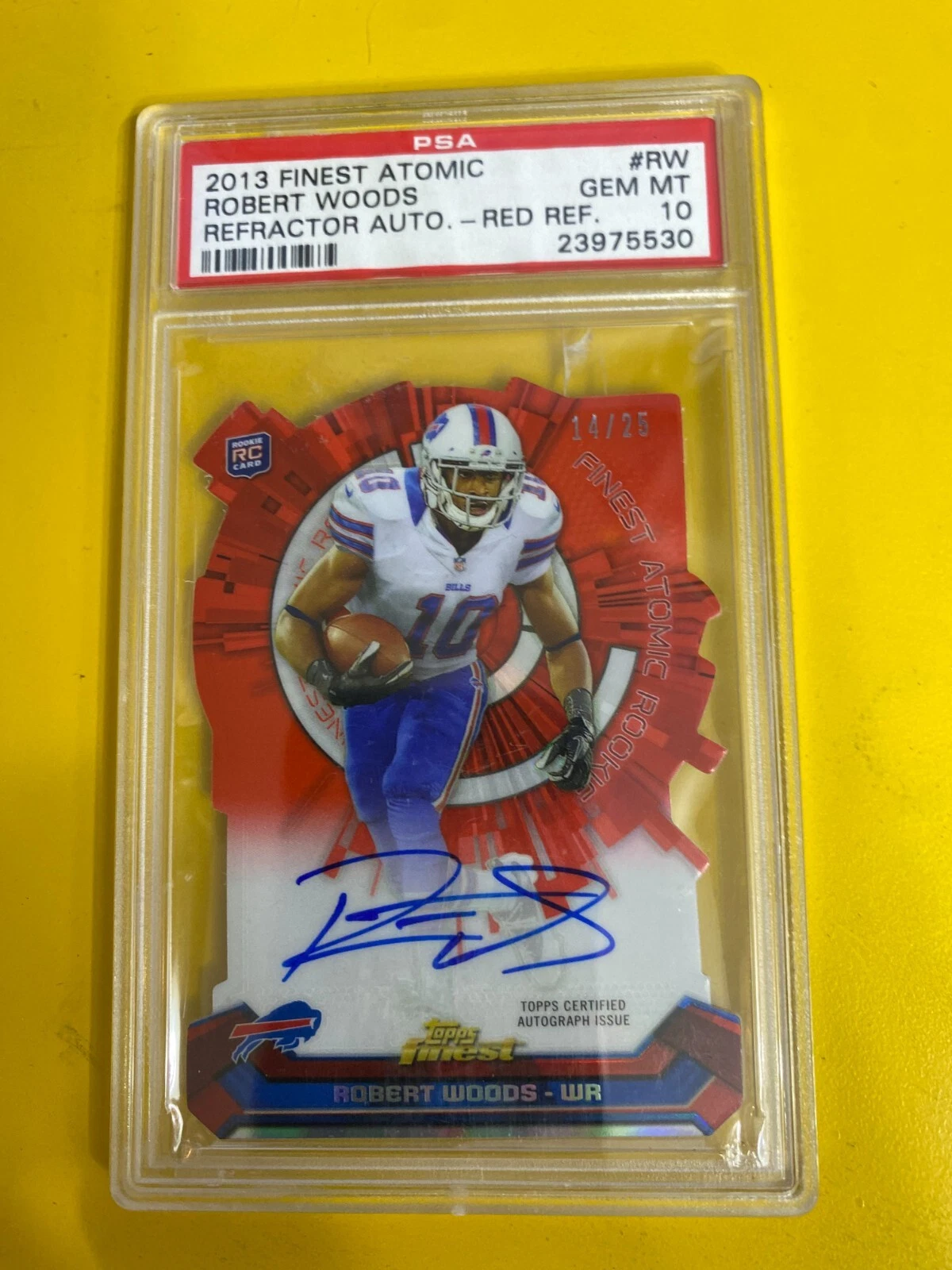 Robert Woods Finest Atomic Refractor #RW Autograph-Red Refractor