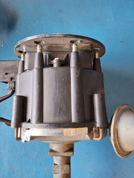 77 79 DISTRIBUIDOR DE CORTE 8-350 10408 Foto 2 de 4