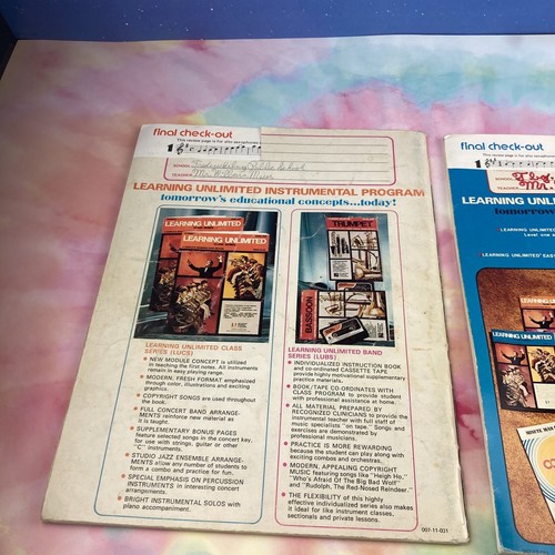 HAL LEONARD~Learning Unlimited: Class Series~Level 1 & 2~Alto Saxophone~1973 - Picture 2 of 14