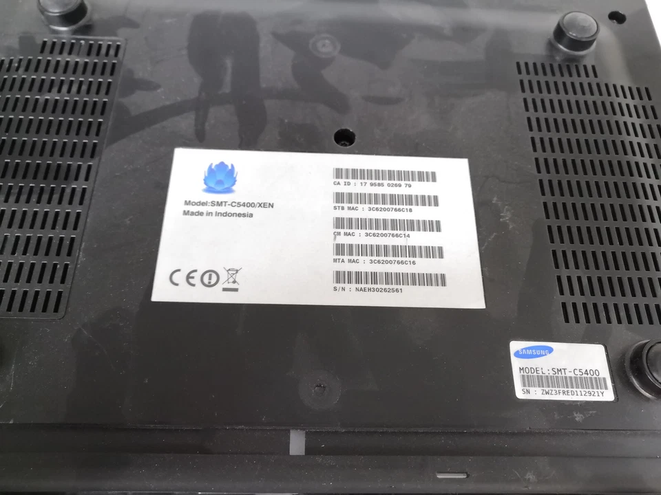 Unitymedia Horizon HDTV Box Recorder SMT-C5400 ohne Ladegerät ohne Fernbedienung - Bild 2 von 3