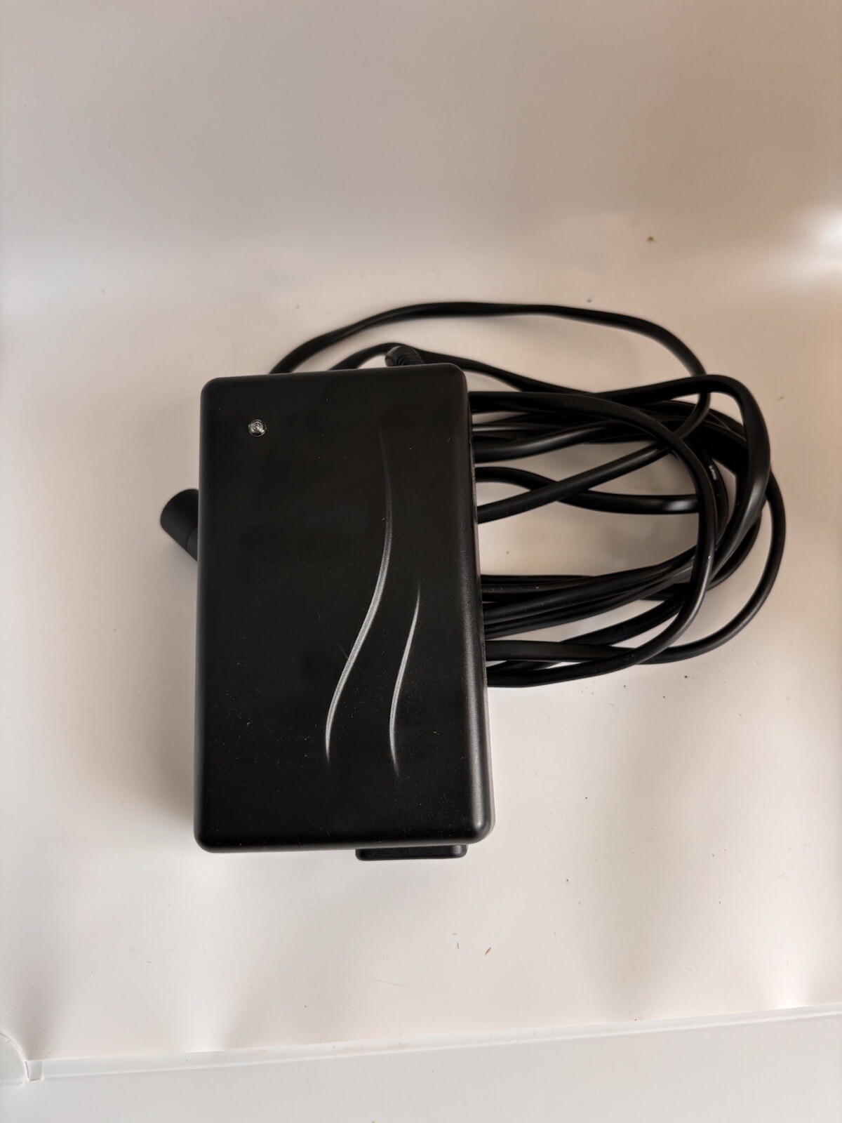 Aston Martin Mascot Three Step Charger