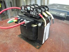Square D Transformer 9070TF350D1 0.35 KVA 50/60Hz Pri 240/480V Sec 120V Used