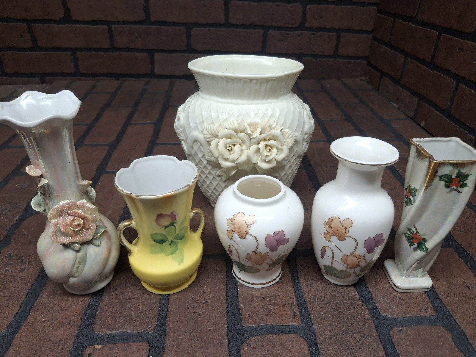 Vintage Flower Bud Vase Lot Of 6 Mixed Sizes Floral Print Design