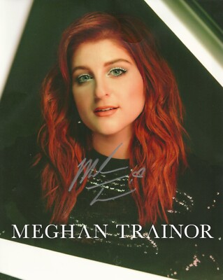 Meghan Trainor Untouchable Tour VIP Merchandise Autograph Signed Photo & Journal