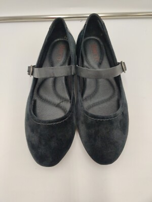 Women's Born Maree Black Velvet Ballet Flat  8.5 M