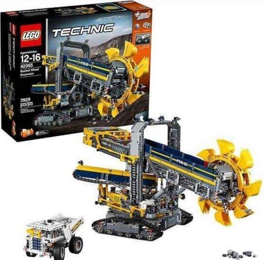 Lego 42055 Technic Bucket Wheel Excavator Released in 2006 Retired 