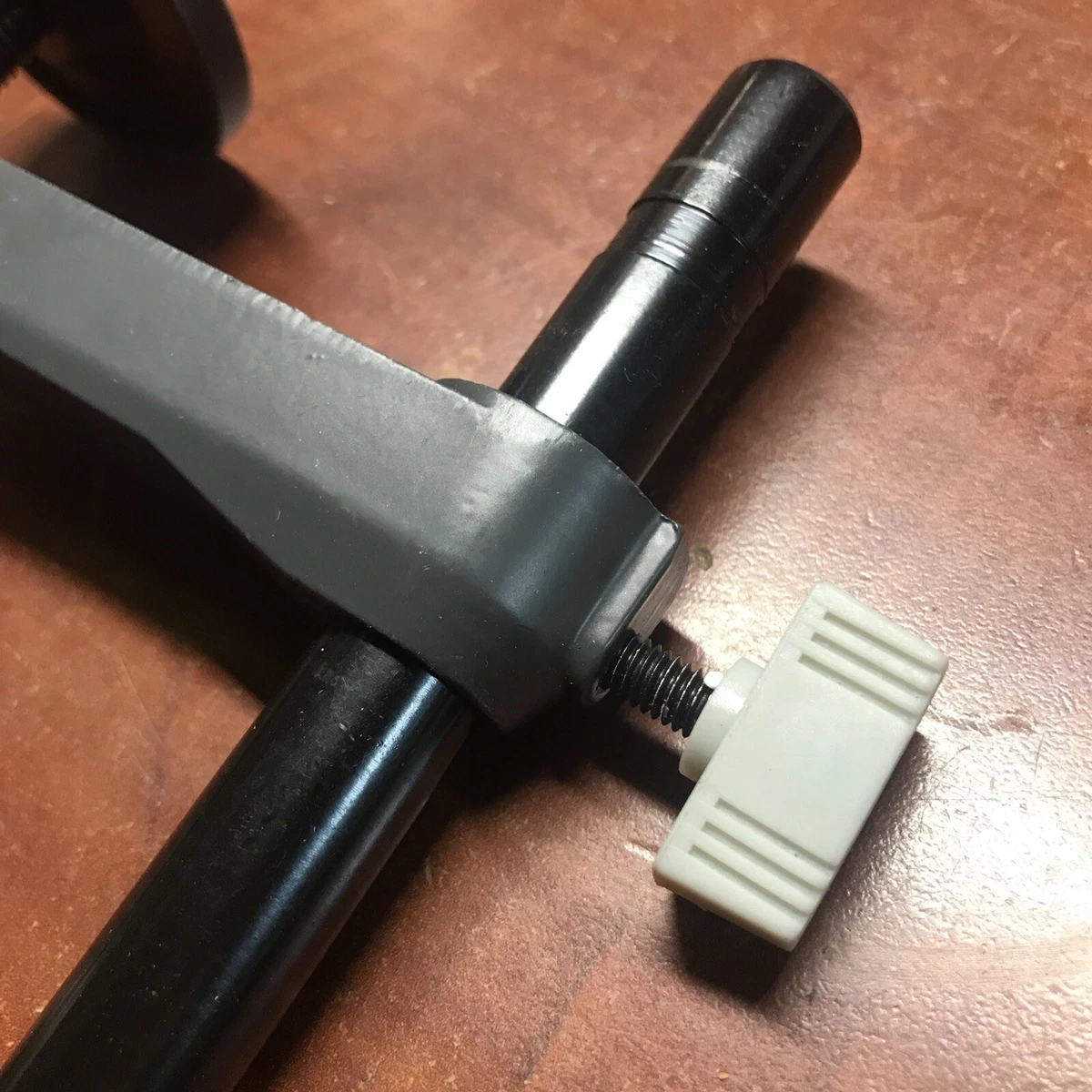 OEM Parts Material Clamp Assembly for Ryobi TSS702 7-1/4