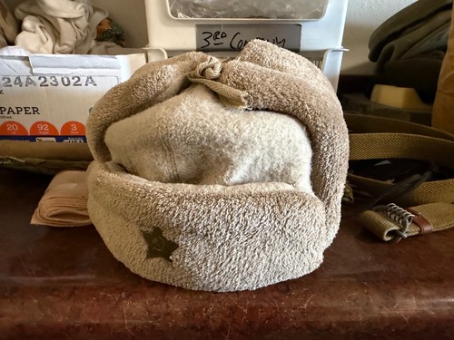 WWII SOVIET RUSSIAN M1935 WINTER USHANKA HAT & STAR-SIZE MEDIUM 3, 58-59