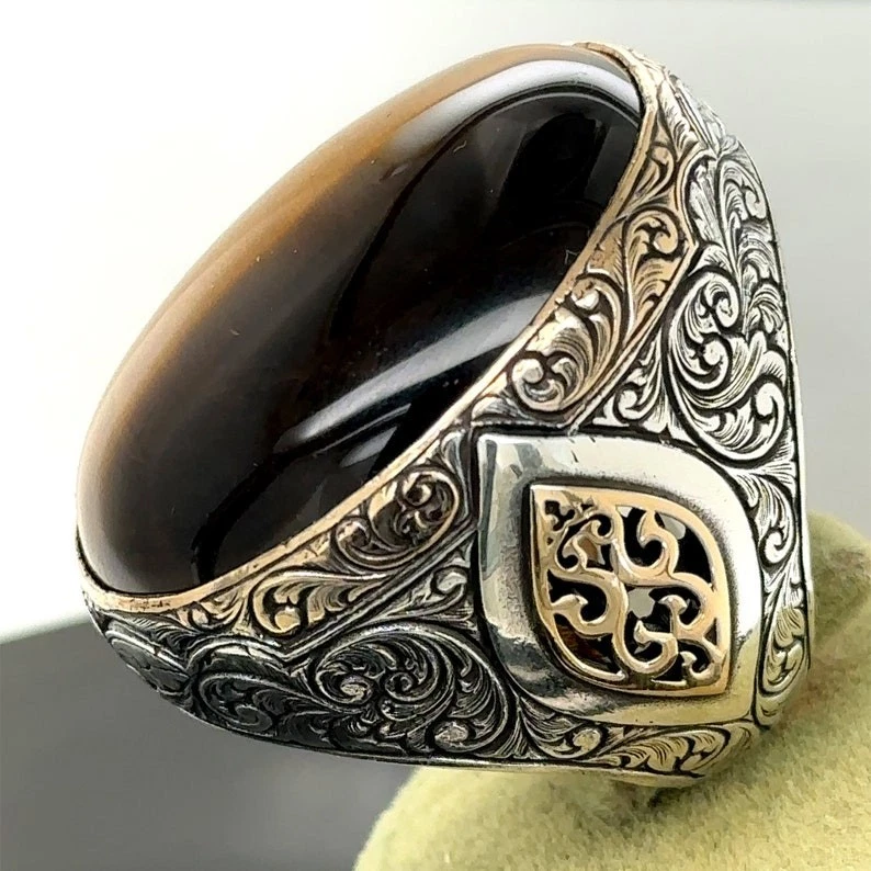 Anillo grande turco hecho a mano con piedras preciosas ojo de tigre de plata 925 Foto 2 de 4